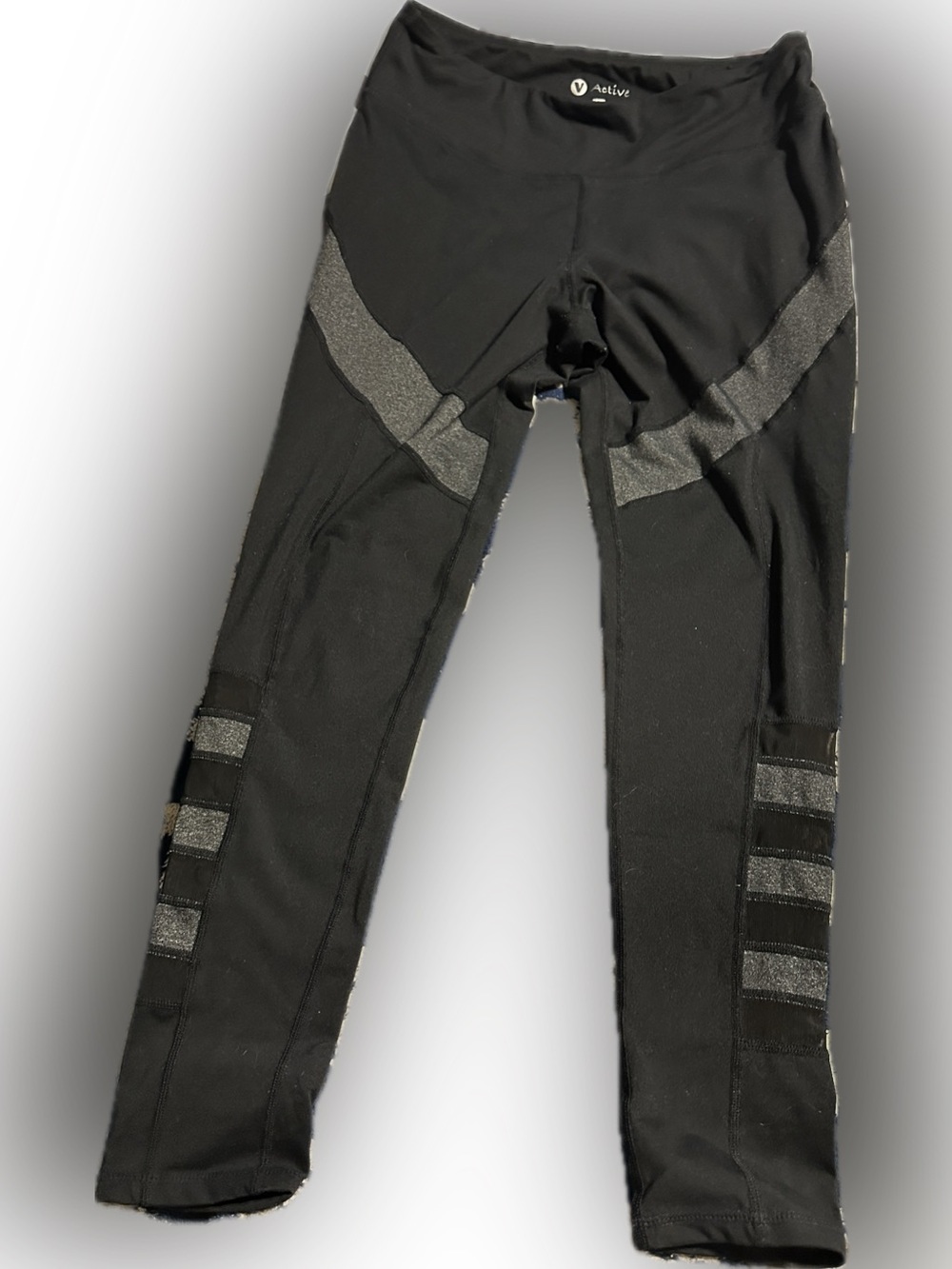 V Active Black Leggings with Heather Gray Accent*Wmn’s Sz~Lg*GUC